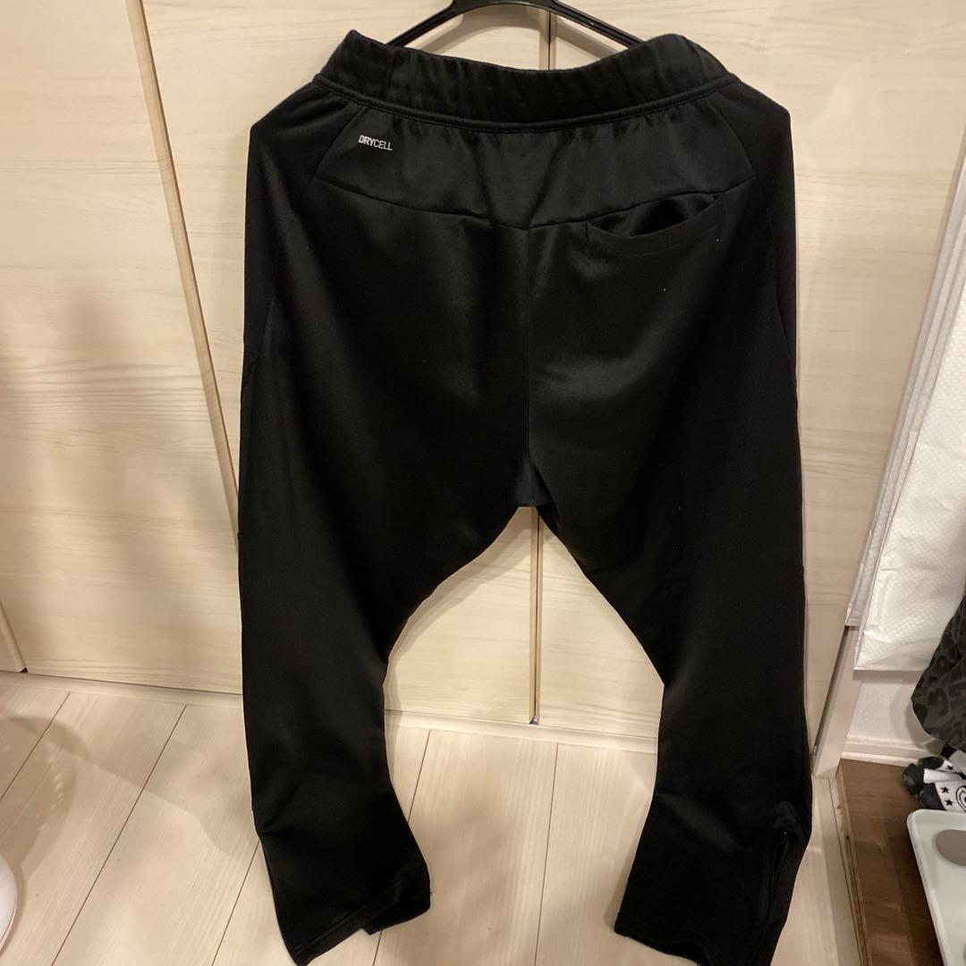 ACミラン Puma ジャージ上下セットアップ　赤黒　上：Mサイズ　下：Sサイズ