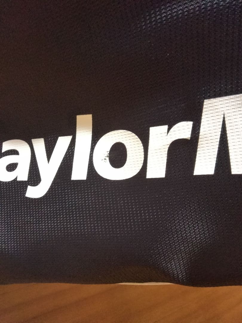 TaylorMade スタンドバッグ 黒/白