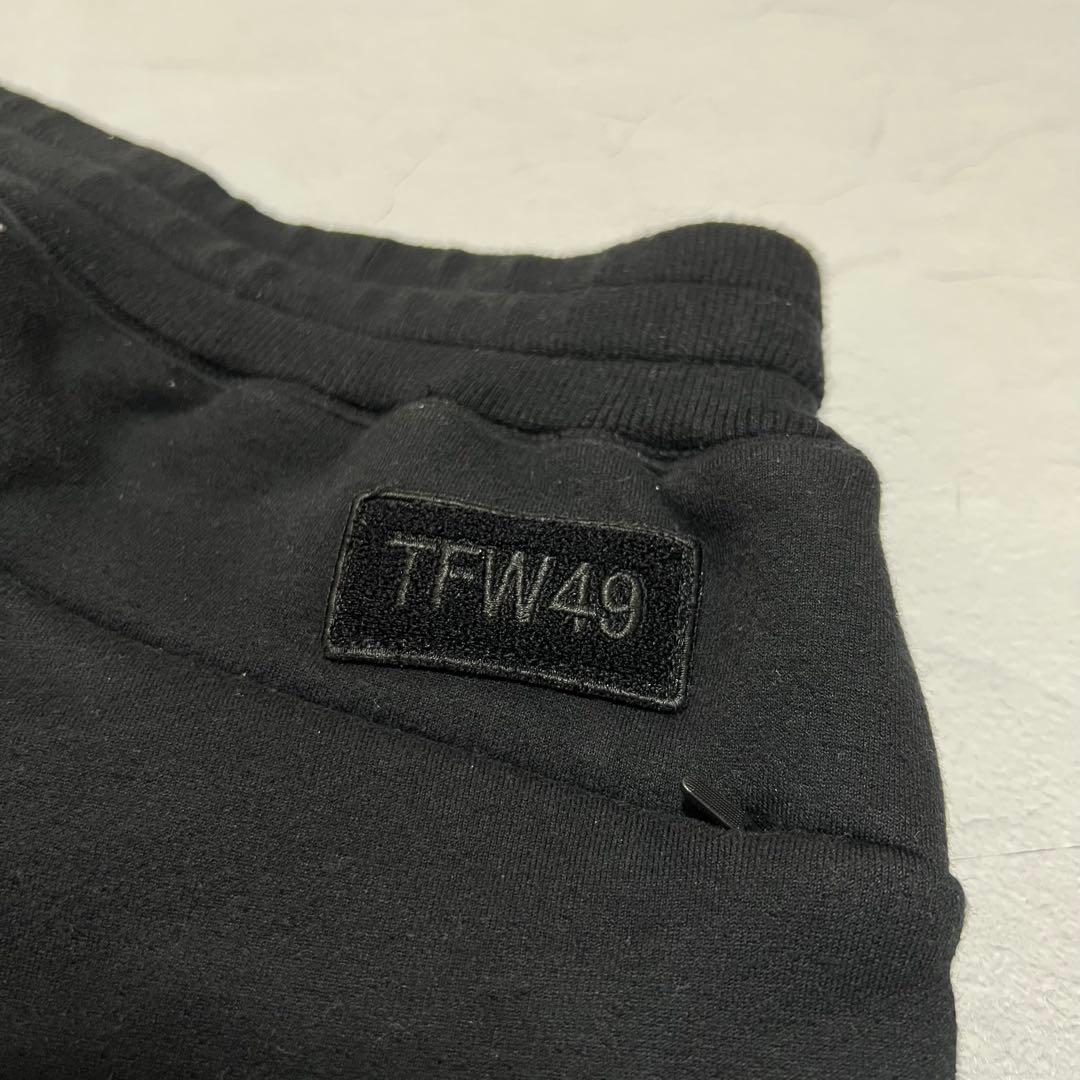 美品 TFW49 スリムスウェットパンツ 3 黒 T071920005 ゴルフ