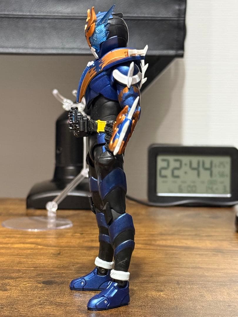 S.H.Figuarts 仮面ライダービルド 仮面ライダークローズ