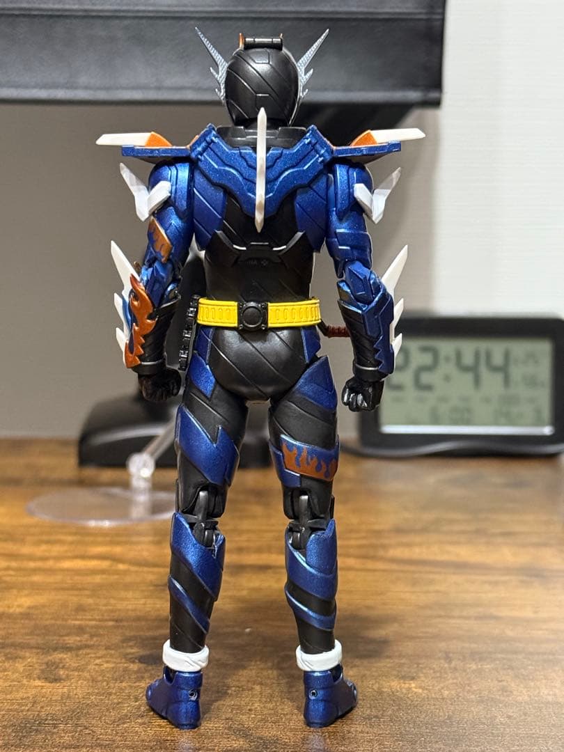 S.H.Figuarts 仮面ライダービルド 仮面ライダークローズ