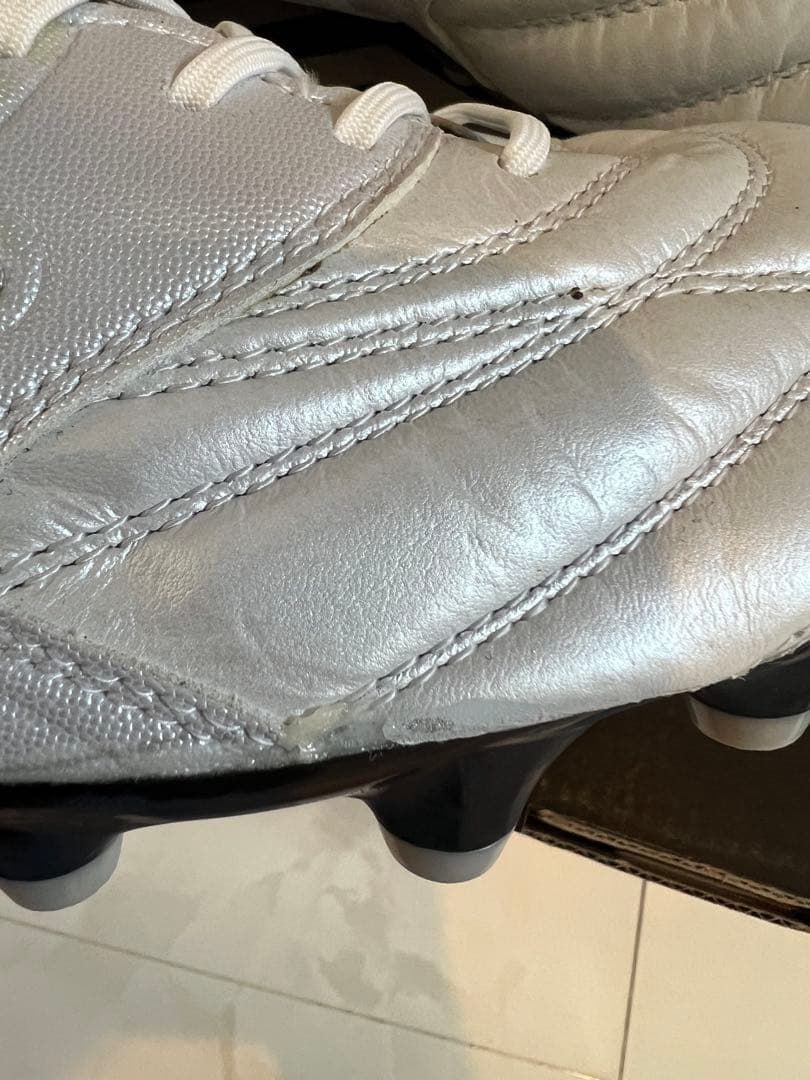 UMBRO アクセレイタープロHG 28.0②