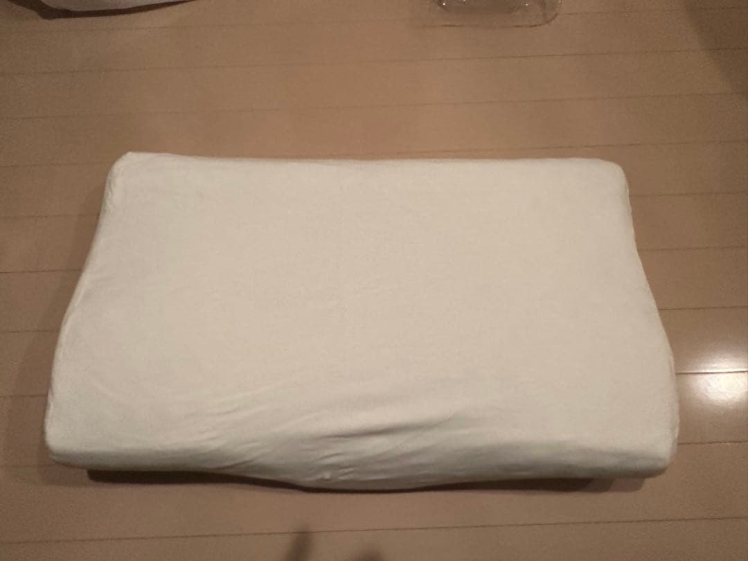 枕(カバー付き)西川　睡眠Labo Dots to charge ヘルシーピロー
