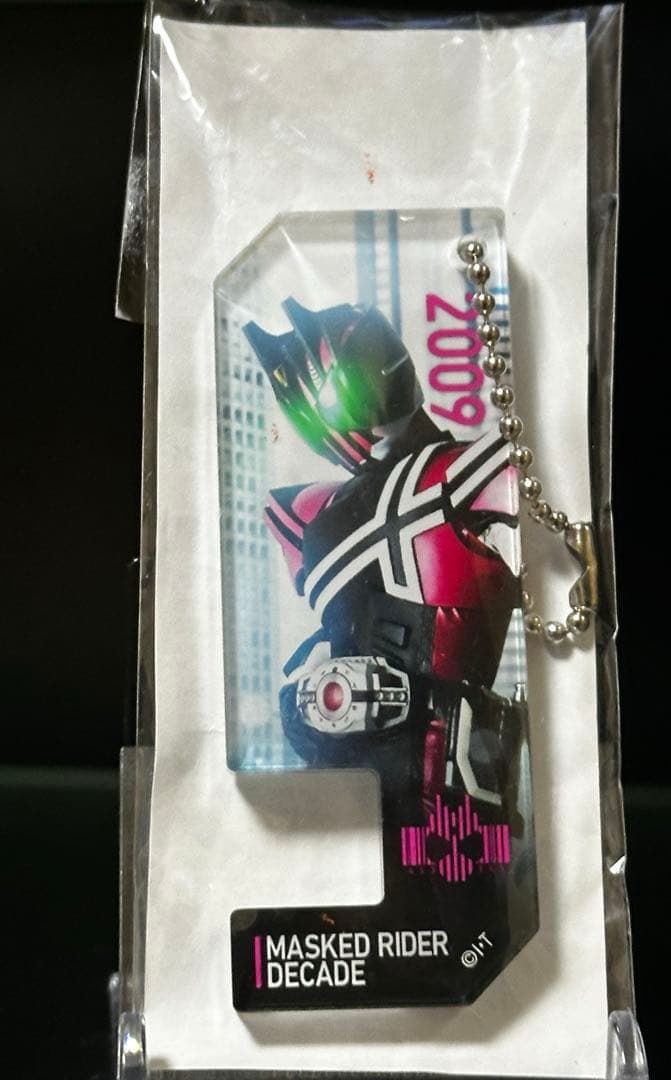 【激レア】仮面ライダーディケイド　メタル靴ベラチャーム　/アクリルスマホスタンド