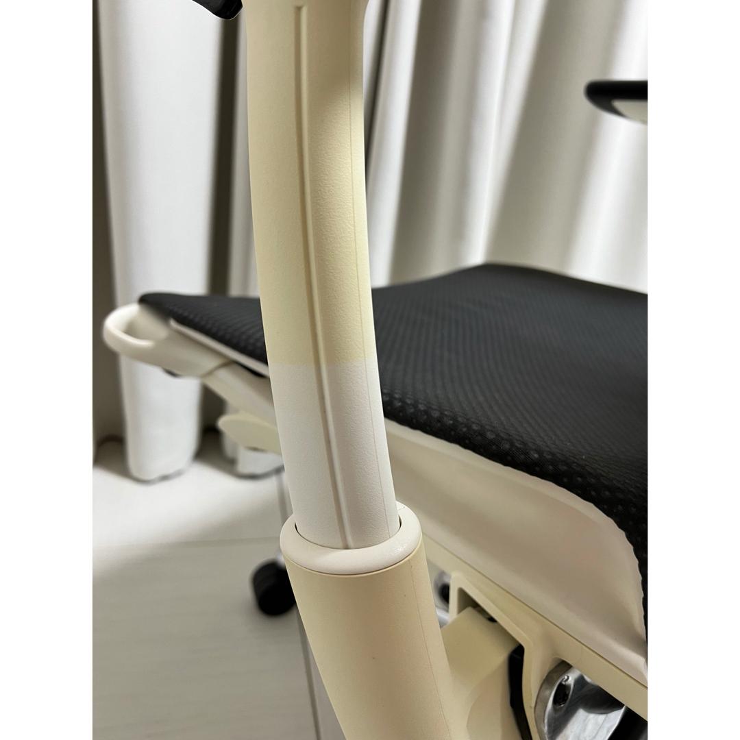 エンボディチェア　Embody Chair