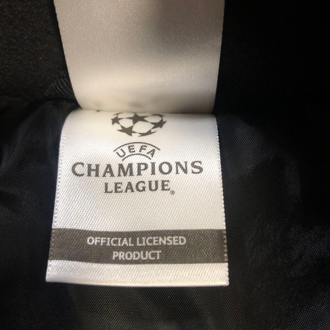 adidasアディダスReal Madridレアル・マドリード中綿ダウンJKT