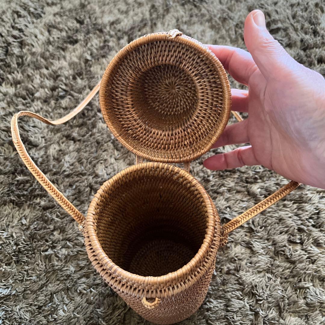 【美品】アタ製ペットボトルカバー ／おしゃれにペットボトルを持とう！