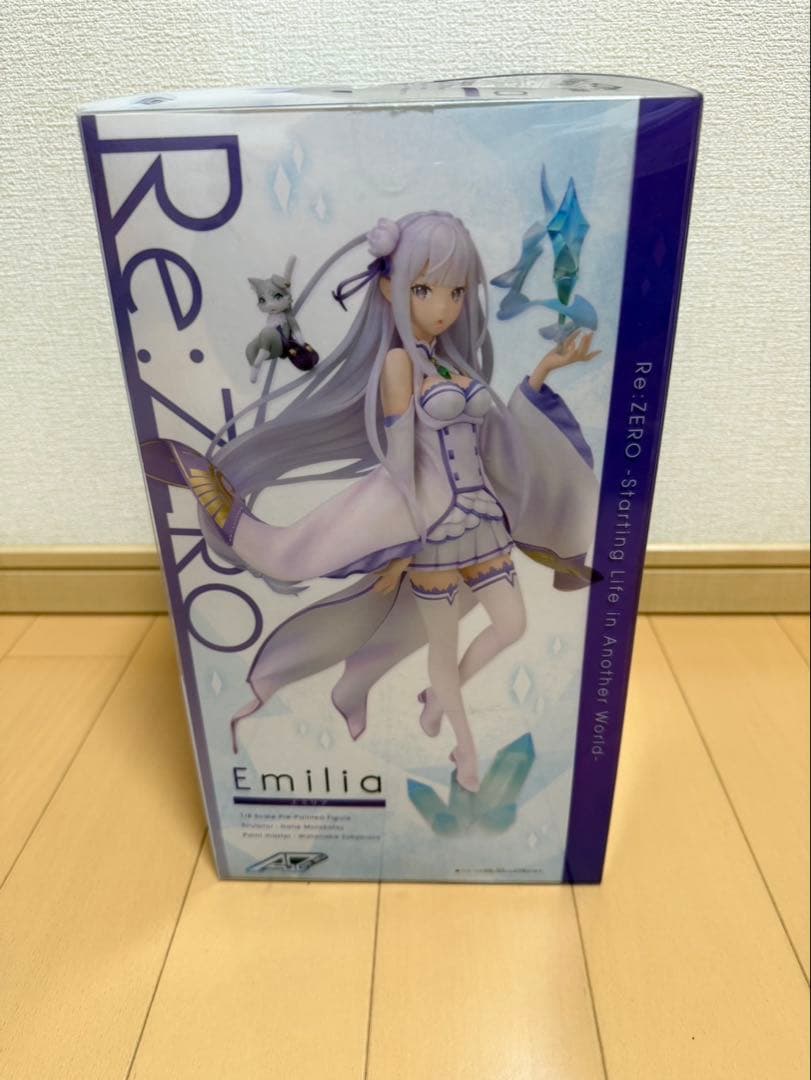 Re:ゼロから始める異世界生活 リゼロ エミリア フィギュア　アルファオメガ