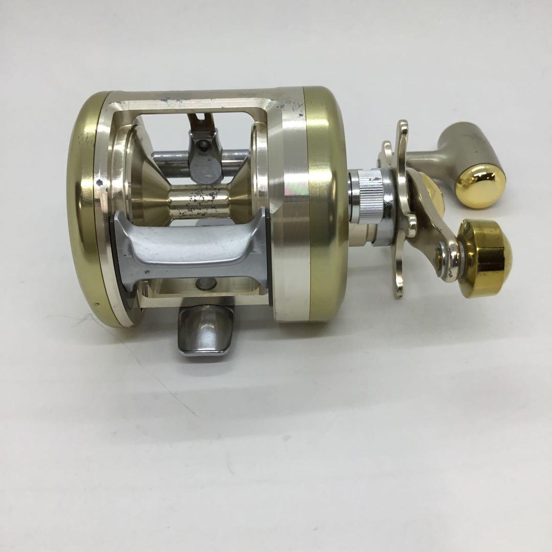 ダイワ　ミリオネアCV-Z250F(中古品)