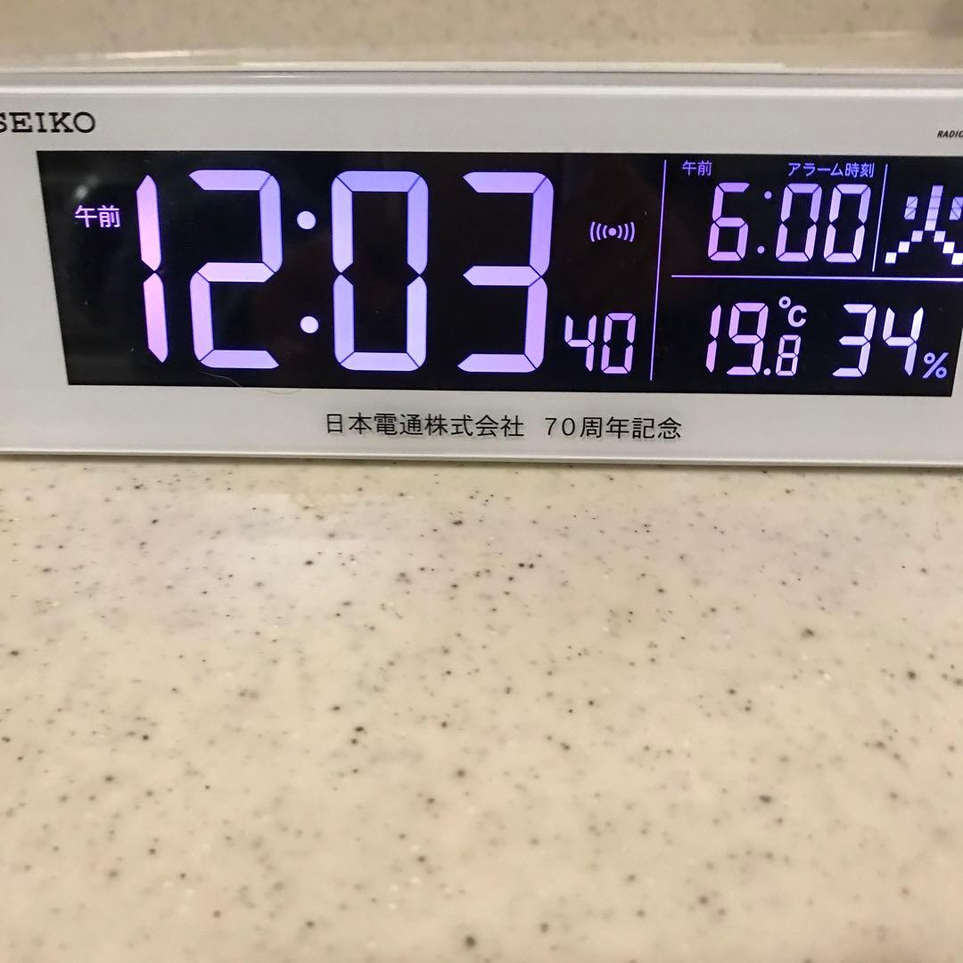 SEIKO 70 COLORS デジタル置時計