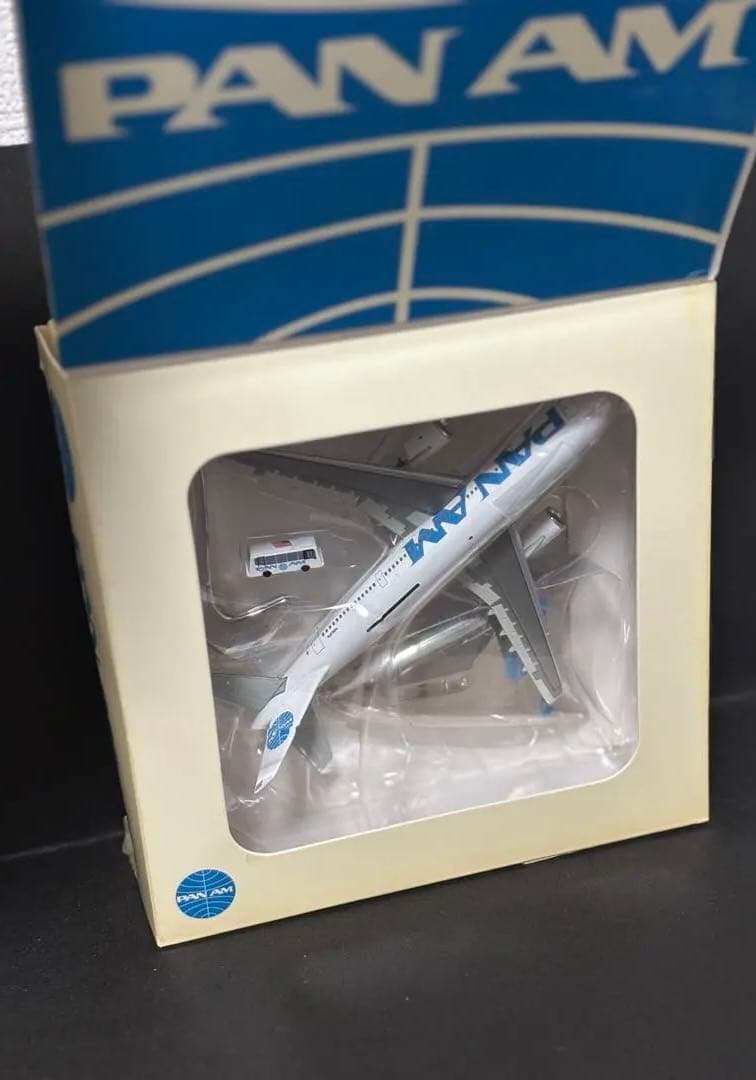 PAN AM 1:400 ジェットクリッパー N860PA ダイキャストモデル