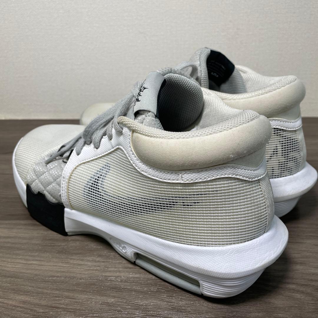 NIKE メンズ　スニーカー　レブロン ウィットネス 8 EP