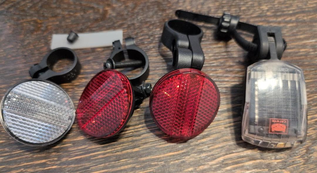 CATEYE VOLT400 充電式LEDライト 400ルーメン＋レックマウント