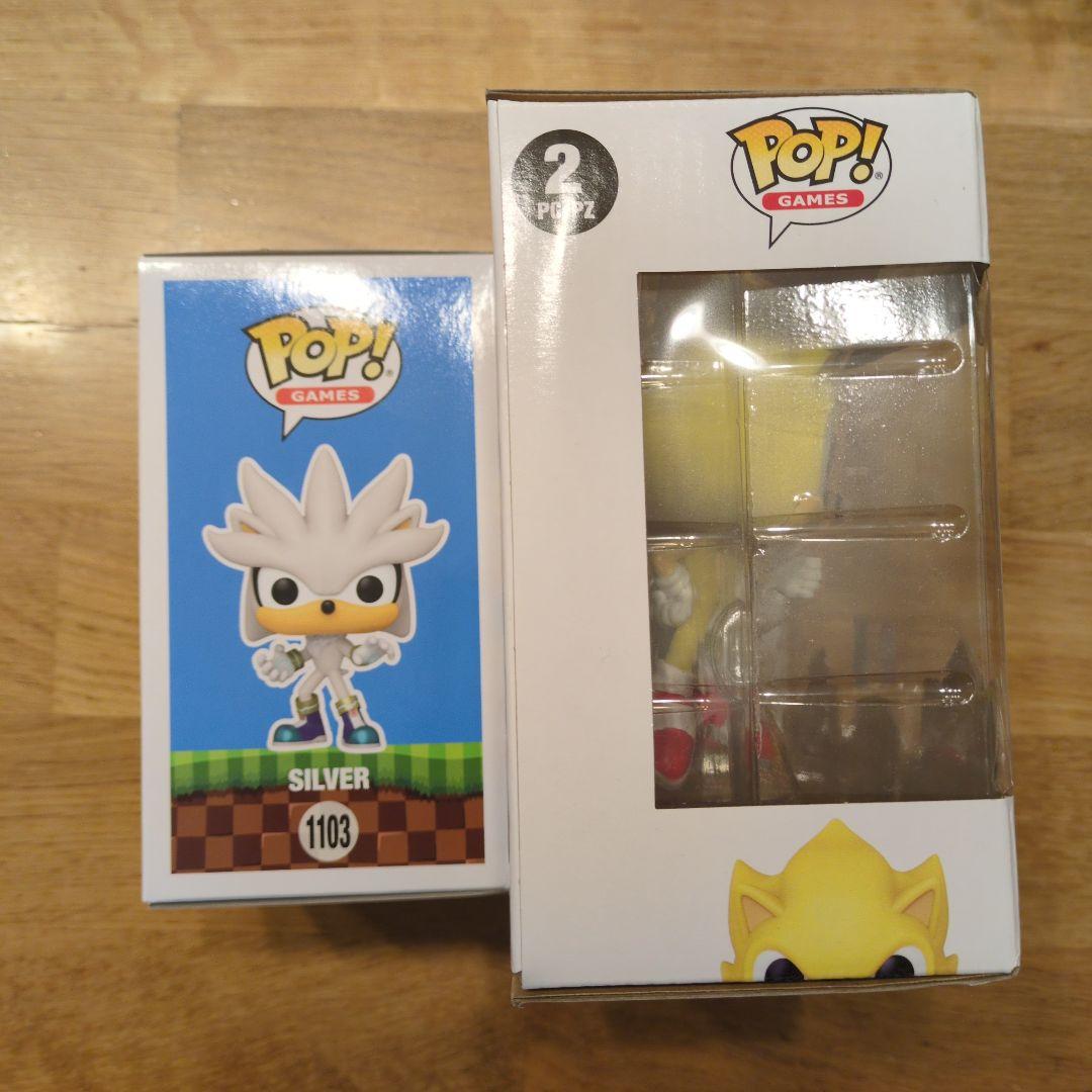 Funko POP ファンコポップ　スーパーソニック　スーパーシャドウ　シルバー