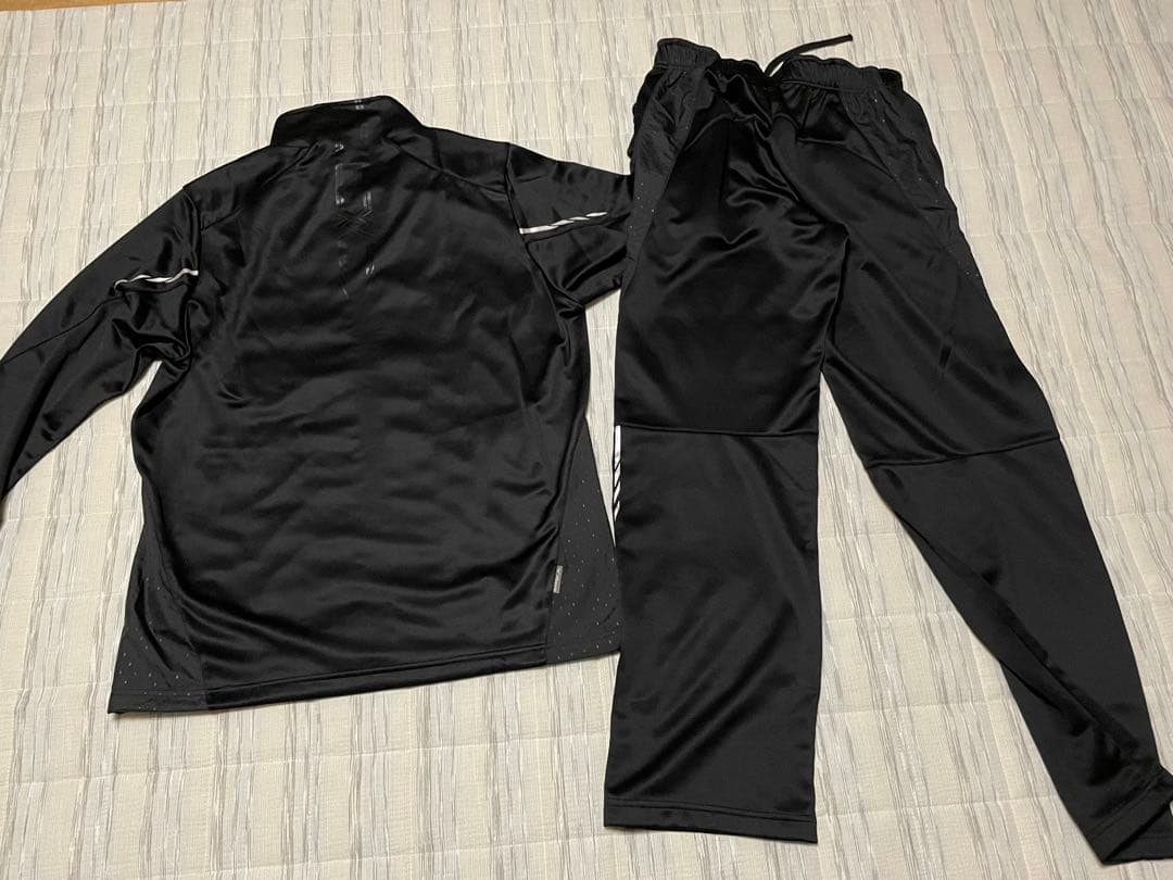 Mizunoジャージセット ブラック/レッド　トレーニング