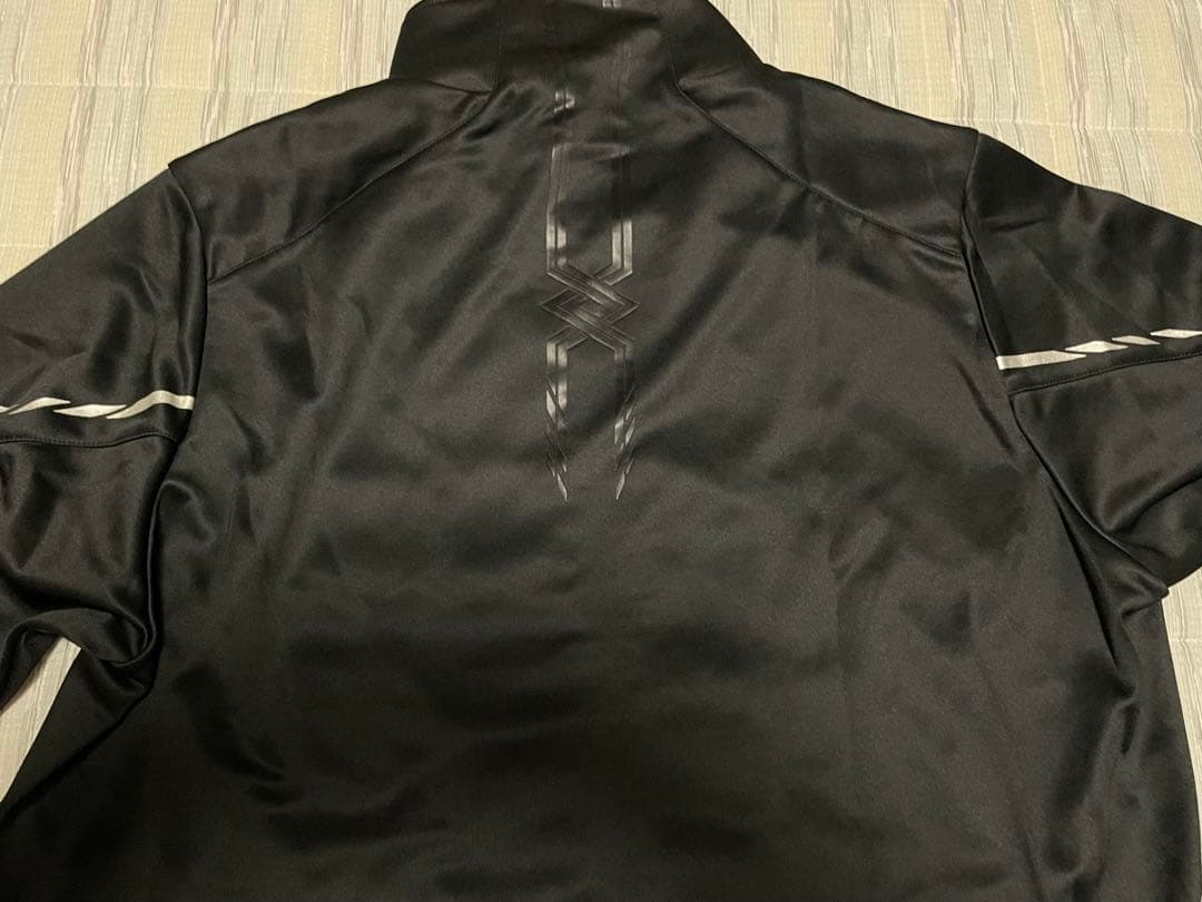 Mizunoジャージセット ブラック/レッド　トレーニング