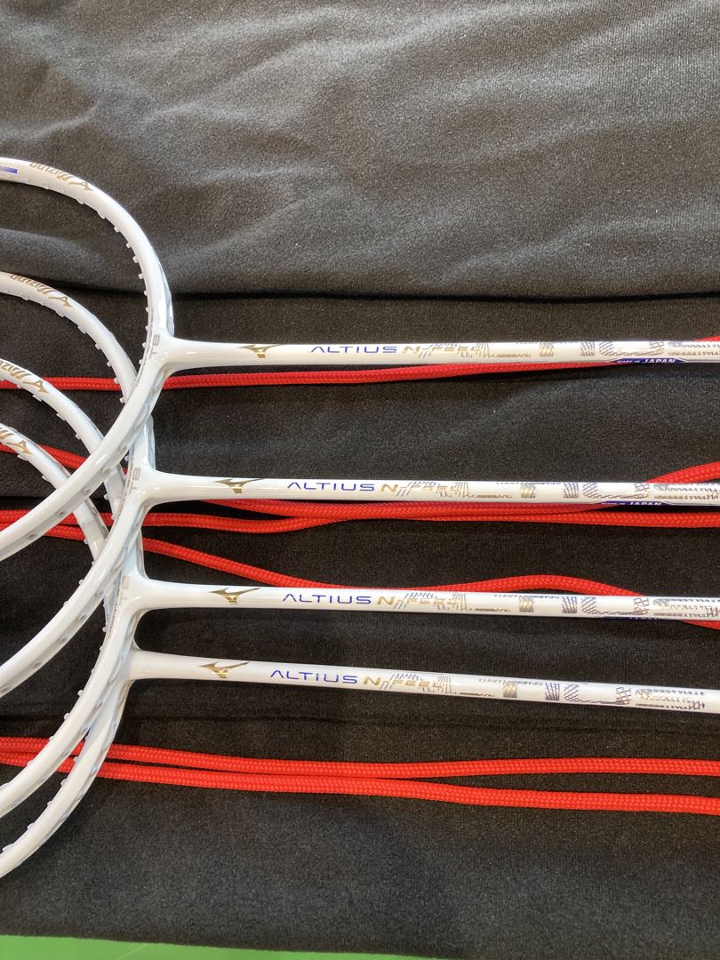 ミズノバドミントンラケット アルティウス N-FEEL ALTIUS 4本セット