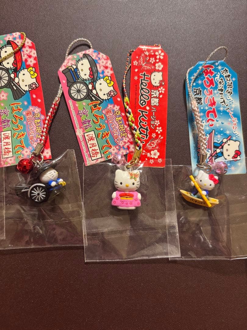 レア！ご当地キティ　京都限定　根付けストラップ