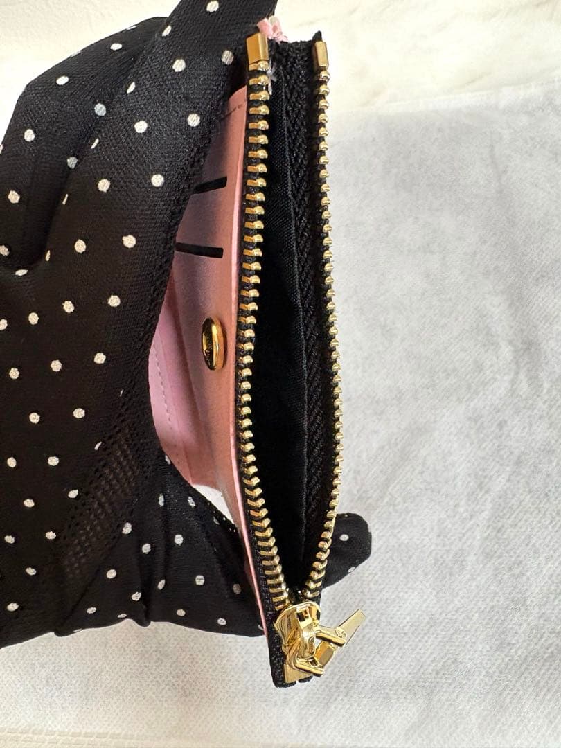 CHANEL 二つ折り財布　ノベルティ