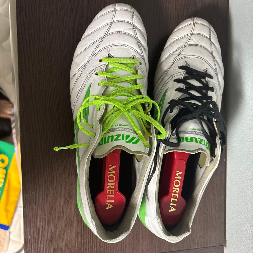 Mizuno Morelia ホワイト/グリーン スパイクシューズ