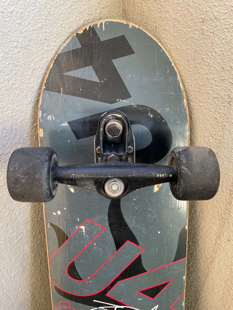 U4 スケートボード グレー　スケボー　carver カーバー　U4