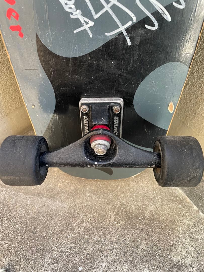 U4 スケートボード グレー　スケボー　carver カーバー　U4