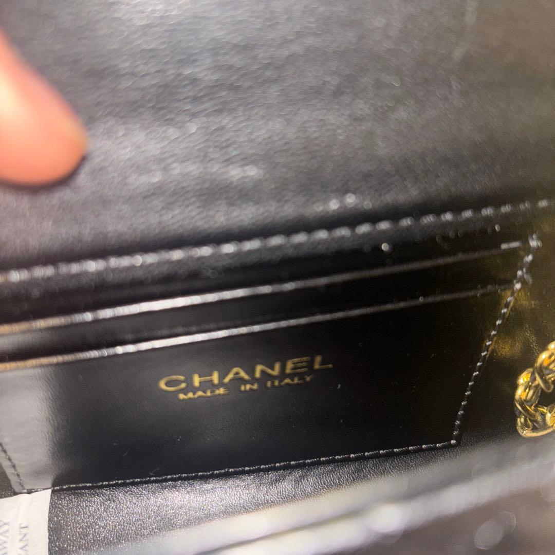 希少CHANEL キルティングバッグ 黒
