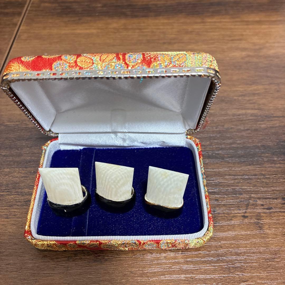 琴爪　樹脂製　初心者向け　装飾ケース付き