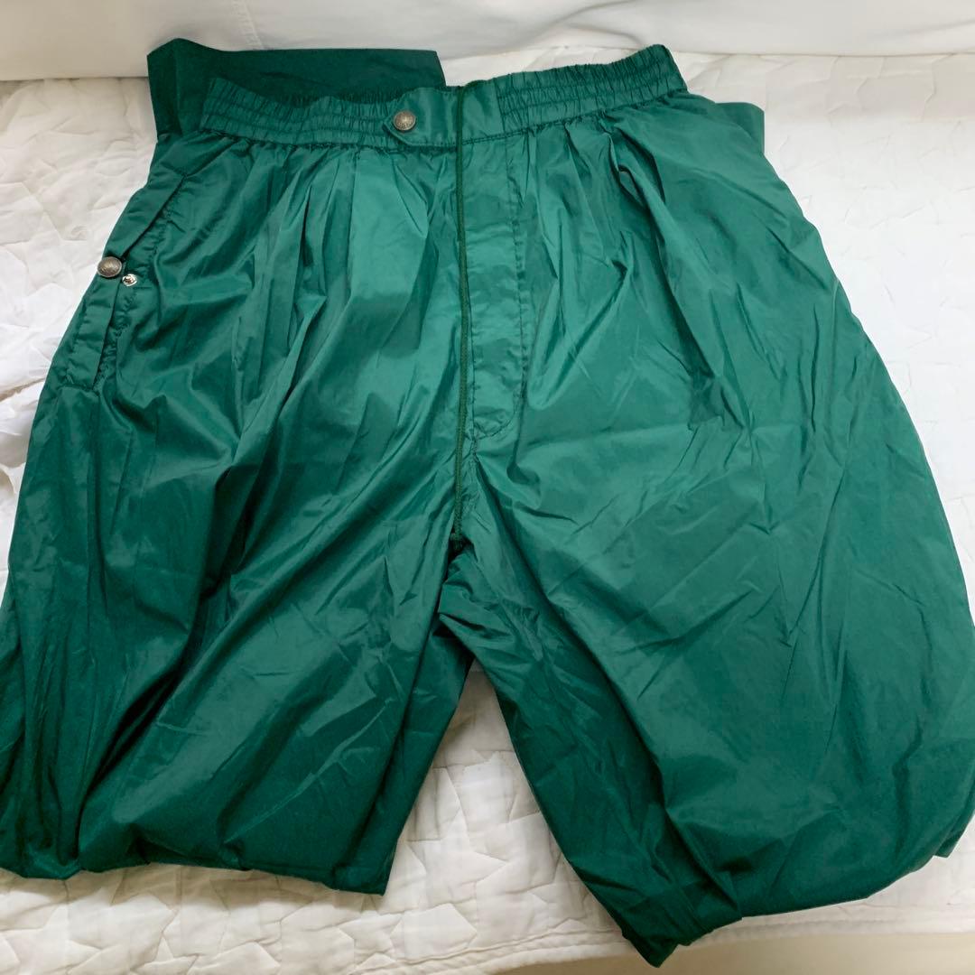 デサントゴルフ　レィンウェア