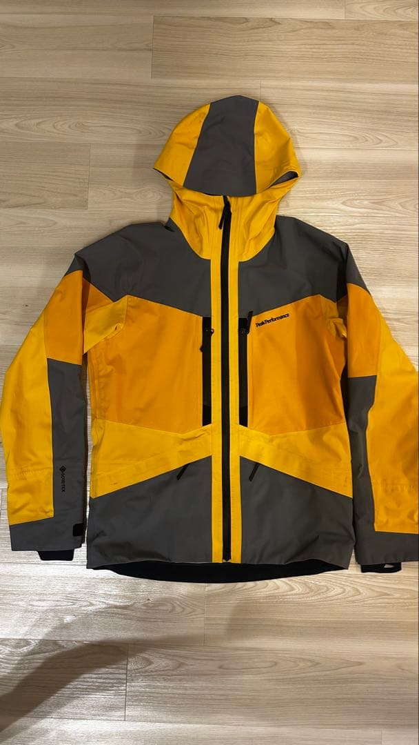Peak Performance グラビティ ゴアテックス ジャケット　サイズM