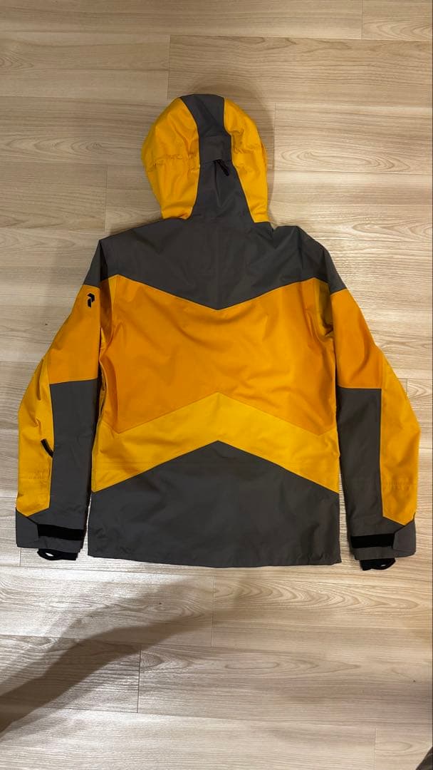 Peak Performance グラビティ ゴアテックス ジャケット　サイズM