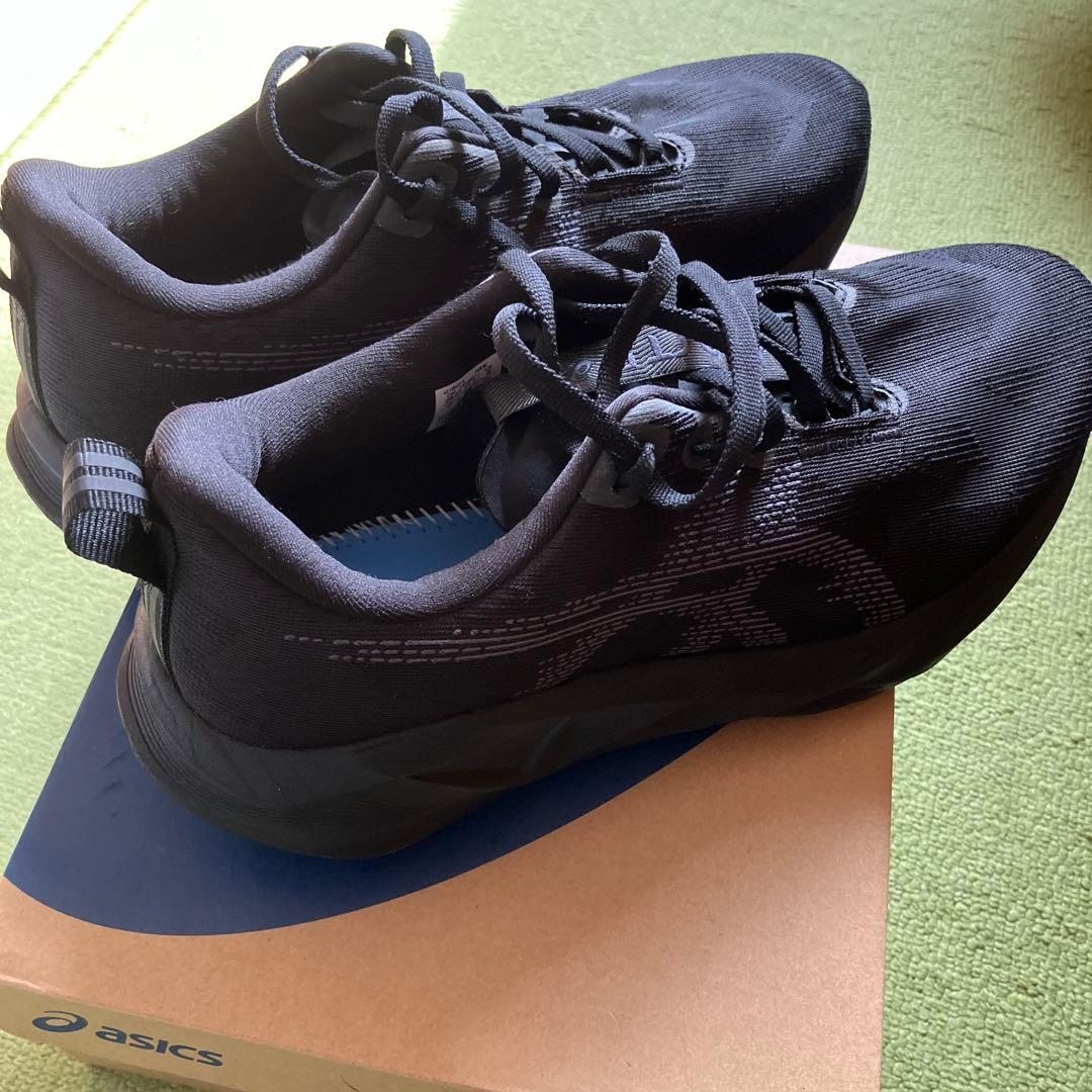 ASICS NOVABLAST5 WIDE MEN ブラック