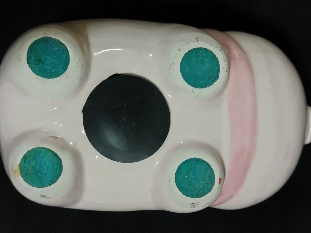 美品レトロ貴重　キティちゃん豚の 陶器貯金箱 ピンクのお花