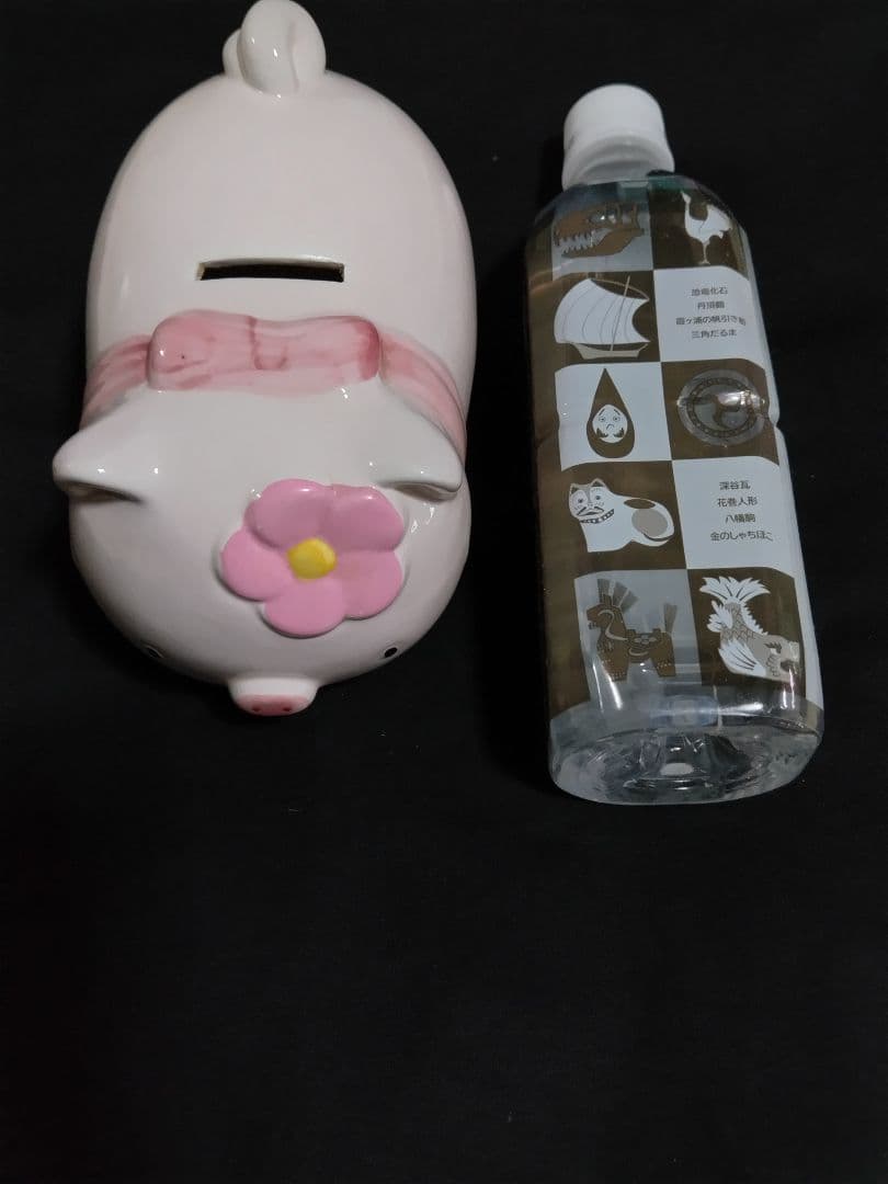 美品レトロ貴重　キティちゃん豚の 陶器貯金箱 ピンクのお花
