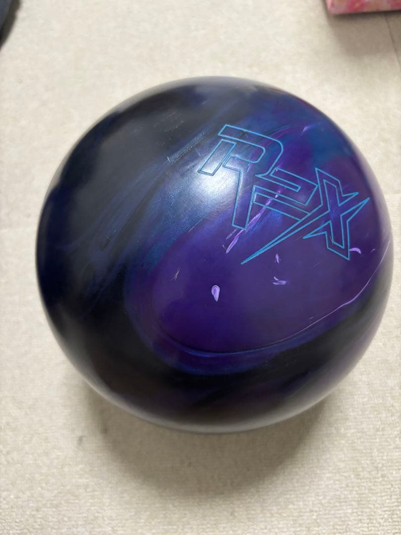 ボウリングボール R3X INFINITE PHYSIX 紫黒
