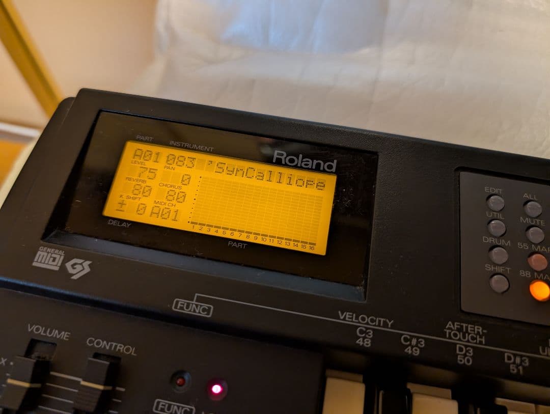 Roland SK-88 Pro シンセサイザー