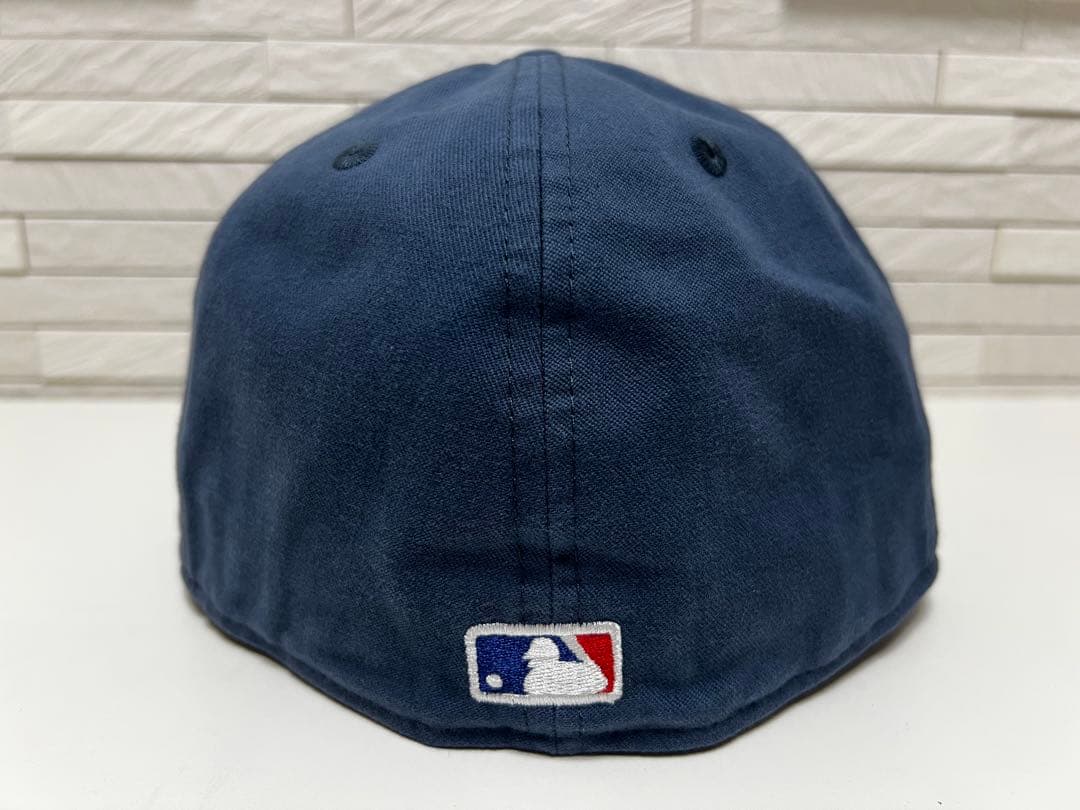 レア！海外限定 ドジャース 59FIFTY キャップ 7 3/8 ピンバッジ付