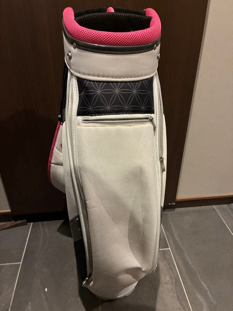 Callaway Solaire ホワイト／ピンク　キャディバッグレディース