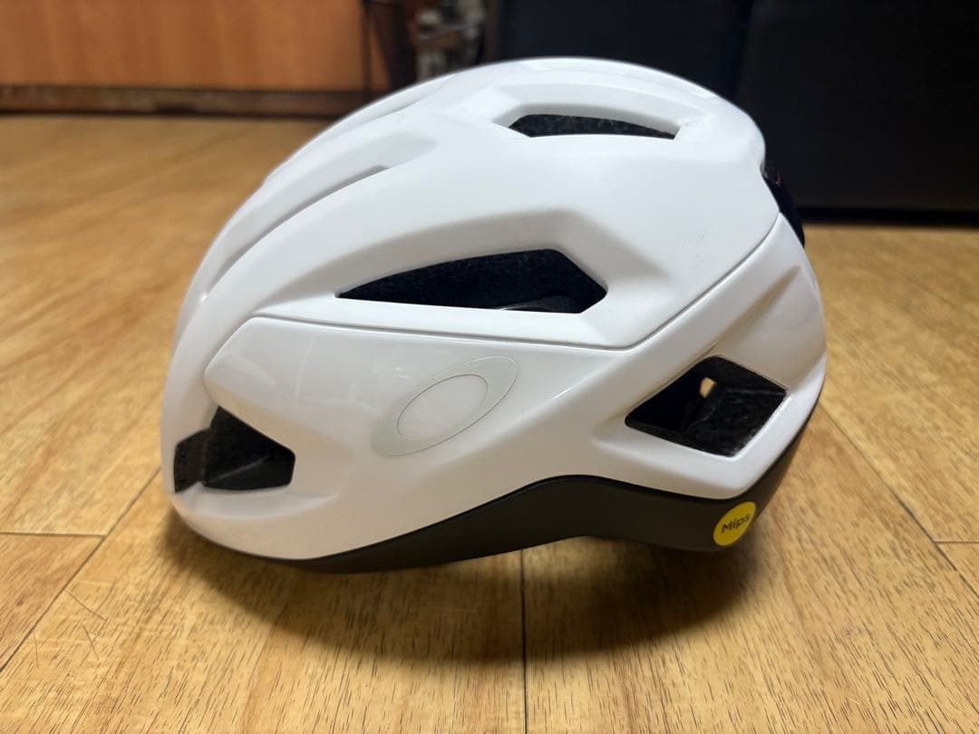 OAKLEY ARO3 ENDURANCE Sサイズ MIPS搭載 ヘルメット