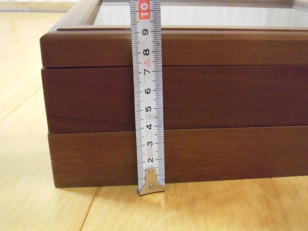【中古】上質木製ディスプレイ ショーケース ２段重ね ガラス蓋 ３０cm角
