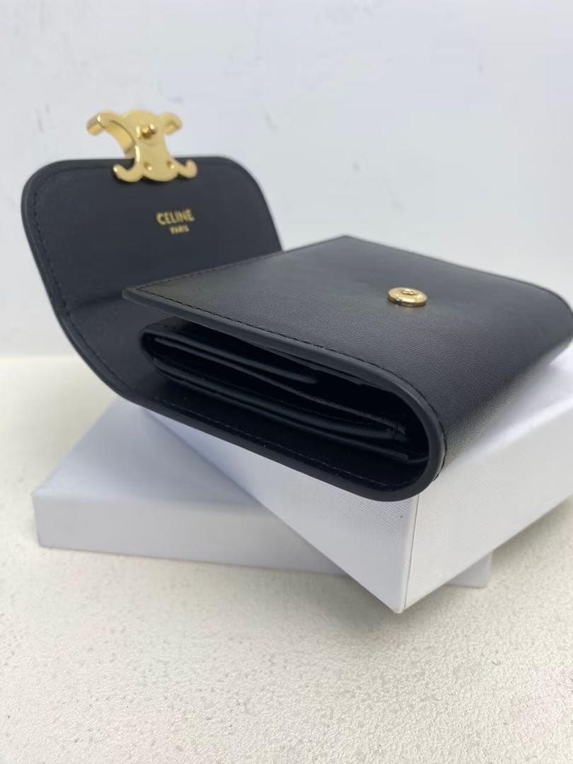 CELINE 黒 レザー三つ折り財布