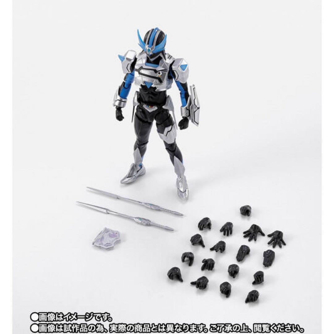 (新品未開封)S.H.Figuarts ウイングマン ガーダーシルエット