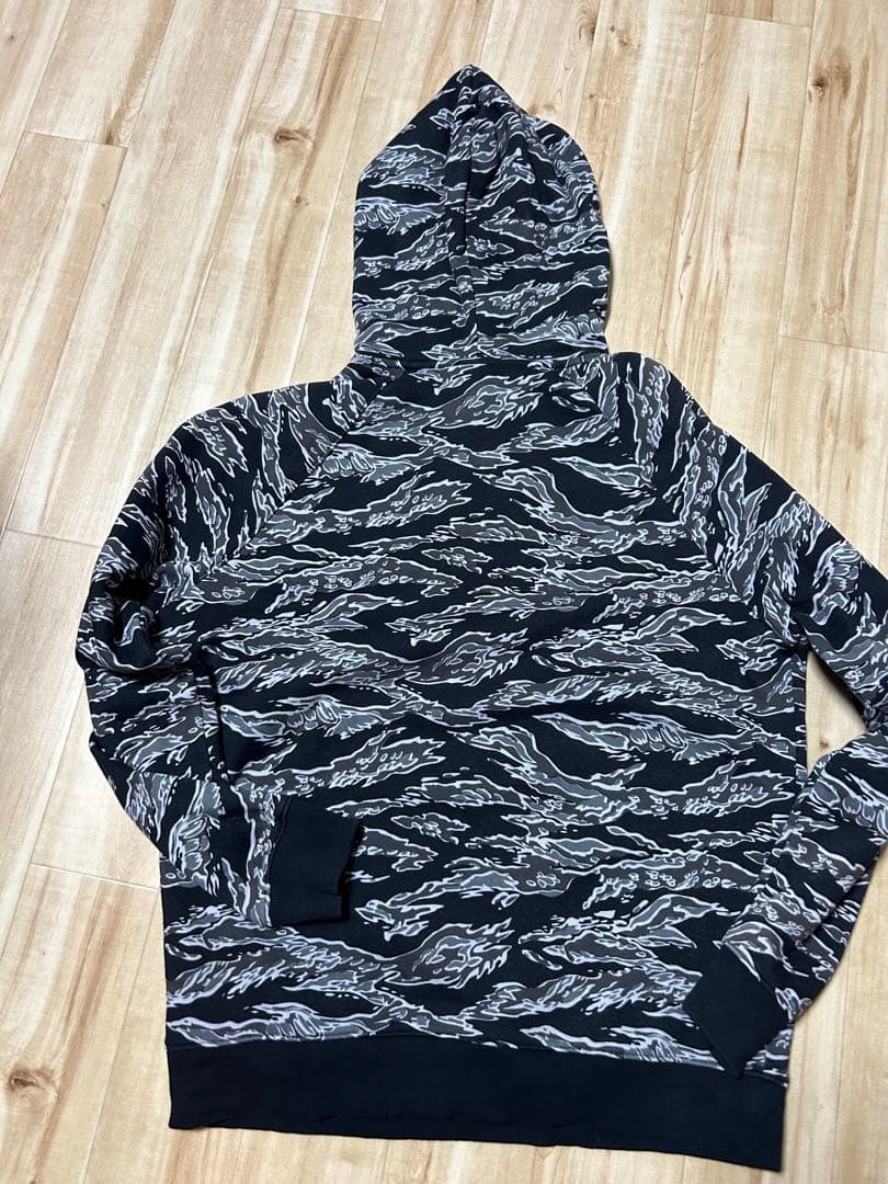 Under Armour 迷彩柄ジャージ上下セット