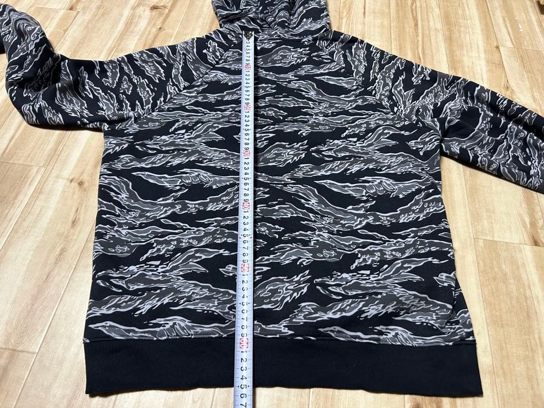 Under Armour 迷彩柄ジャージ上下セット