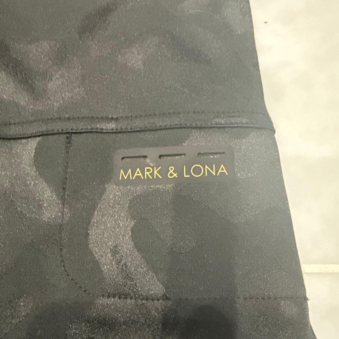 MARK & LONA スカル柄ブラックスカート