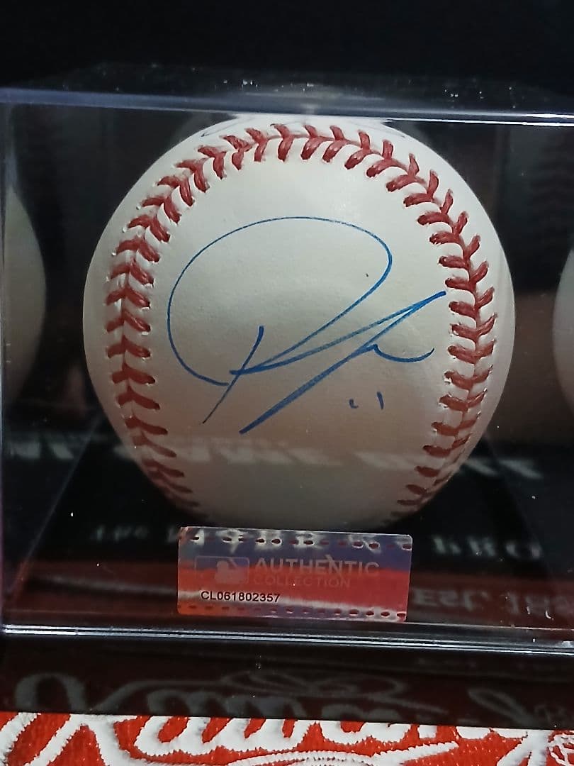 3選手 大谷翔平 山本由伸 佐々木朗希　直筆サインボール　ドジャース　ケース付き