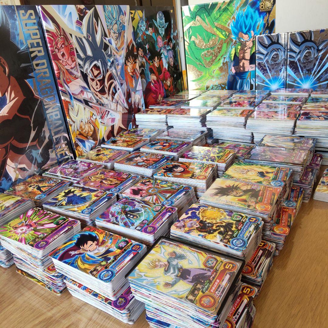 ドラゴンボールヒーローズカードまとめ売り、４０００枚以上バインダーとセット
