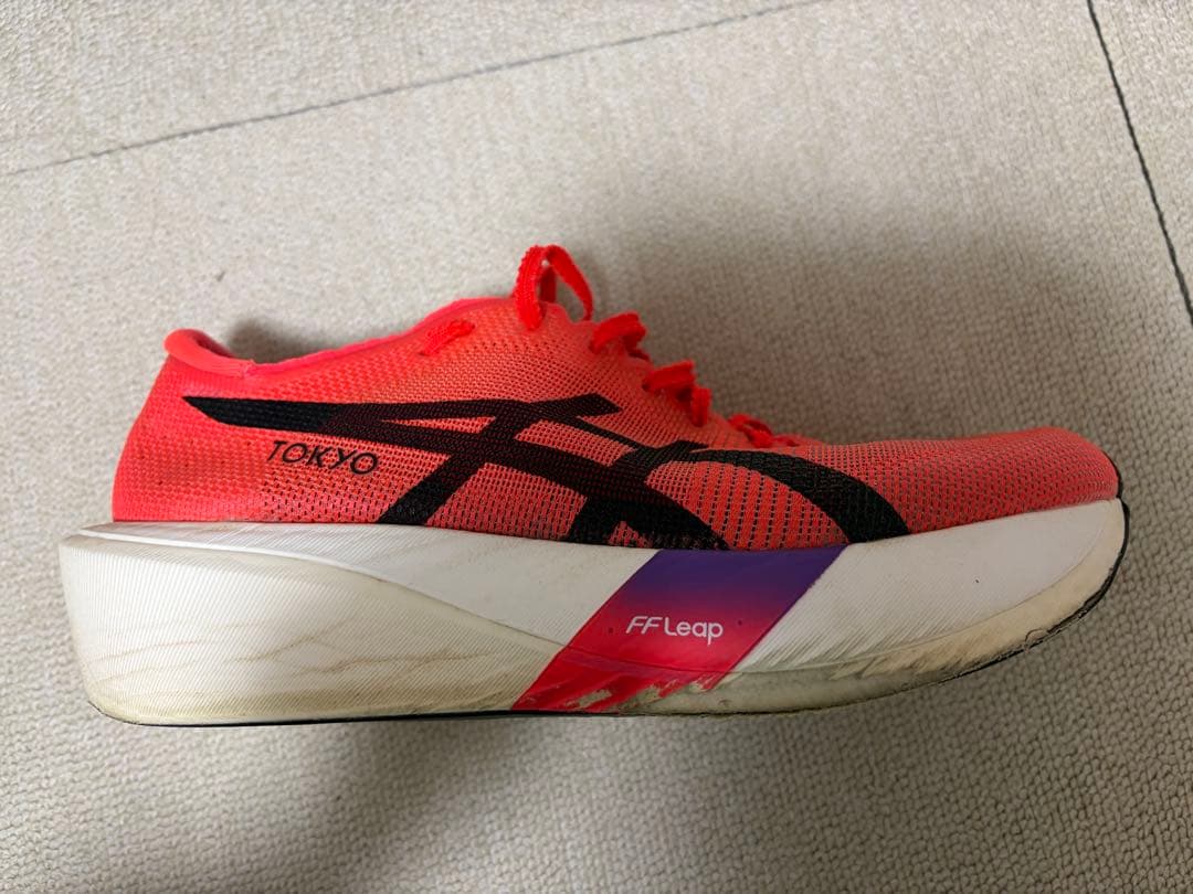 【週末値下げ】ASICS メタスピードエッジTOKYO 26.5