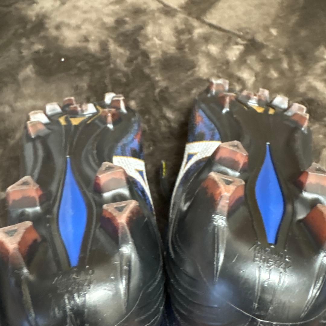 Mizuno サッカーシューズ 黒/青/白