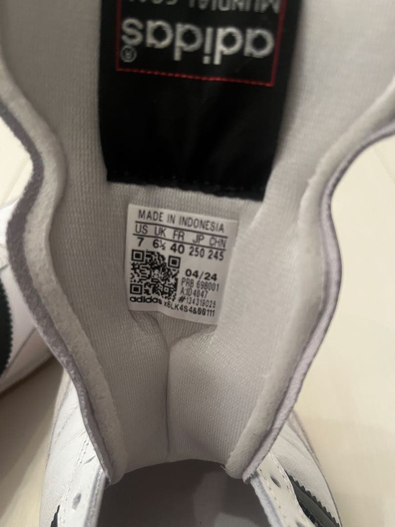 美品　USED adidas MUNDIAL GOAL ホワイト/ブラック